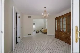 72 Hickory Hill Dr, Dobbs Ferry, NY 10522 - Photo 7