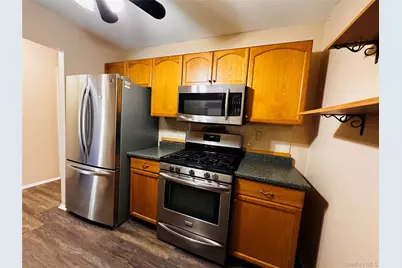 100 Hillside Drive #C6, Middletown, NY 10941 - Photo 3
