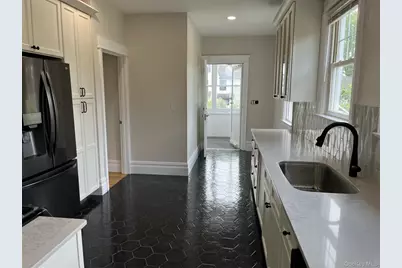 36 Grand Boulevard #1, Scarsdale, NY 10583 - Photo 5
