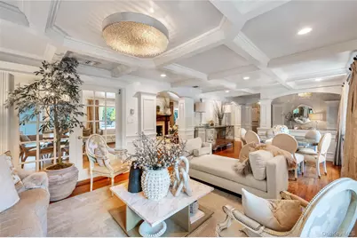 109 Shirley Court, Smithtown, NY 11787 - Photo 15