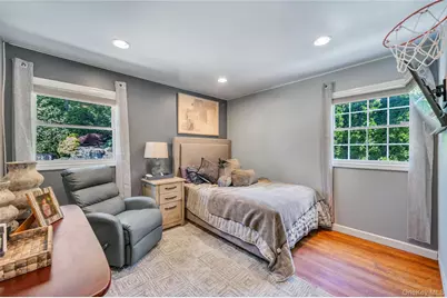 109 Shirley Court, Smithtown, NY 11787 - Photo 29