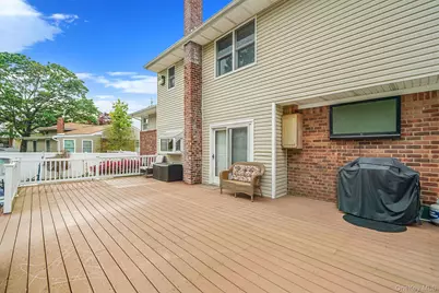 7 Elmwood Road, Deer Park, NY 11729 - Photo 33