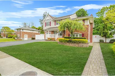 7 Elmwood Road, Deer Park, NY 11729 - Photo 3
