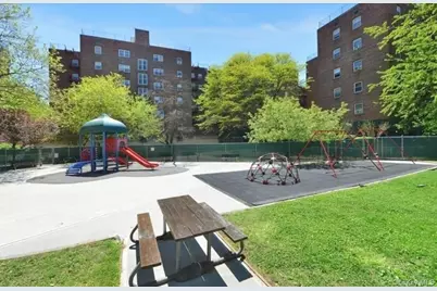 139-15 83rd Avenue #305, Briarwood, NY 11435 - Photo 25