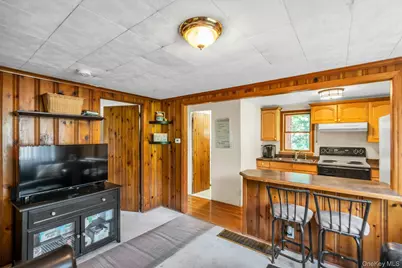 33 Cedar Drive, Miller Place, NY 11764 - Photo 5