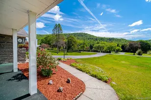 253 Rockland Rd, Roscoe, NY 12776 - Photo 5