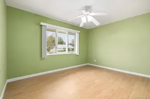 40 Southridge Dr, Glen Cove, NY 11542 - Photo 9