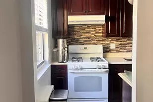 196-69 73 Ave, Fresh Meadows, NY 11366 - Photo 15