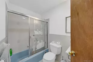 419 Turneur Ave, Bronx, NY 10473 - Photo 23