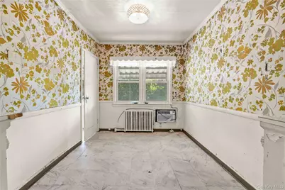 67-10 Selfridge Street, Forest Hills, NY 11375 - Photo 17