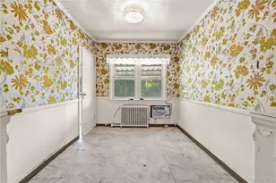 67-10 Selfridge St, Forest Hills, NY 11375 - Photo 17