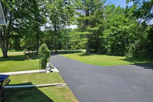 124 Long Ln, Pine Bush, NY 12721 - Photo 33