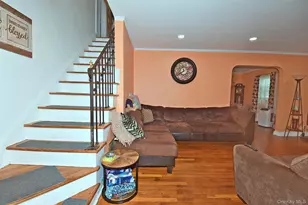 1020 Garden Pl, Baldwin, NY 11510 - Photo 3
