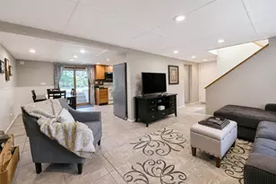 15 Cabin Ln, East Setauket, NY 11733 - Photo 3