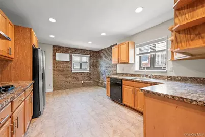 82-41 166th Street, Jamaica, NY 11432 - Photo 5