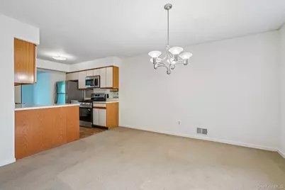 12 Evan Court, Nanuet, NY 10954 - Photo 9