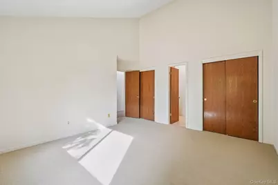 12 Evan Court, Nanuet, NY 10954 - Photo 17