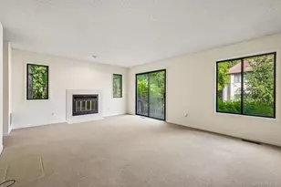 12 Evan Ct, Nanuet, NY 10954 - Photo 5
