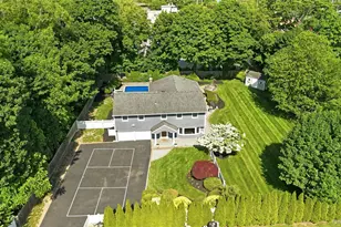 10 Mansfield Ln S, East Northport, NY 11731 - Photo 3