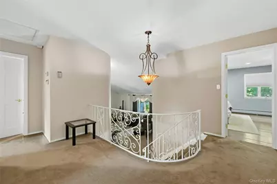 10 Mansfield Lane S, East Northport, NY 11731 - Photo 19