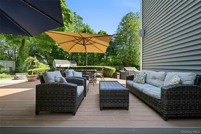 10 Mansfield Lane S, East Northport, NY 11731 - Photo 31