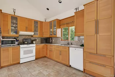81 N Pond Drive, Livingston Manor, NY 12768 - Photo 9