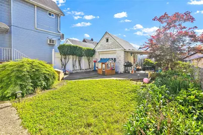 61-20 156th Street, Flushing, NY 11367 - Photo 31