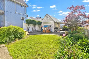 61-20 156th St, Flushing, NY 11367 - Photo 31
