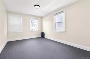 61-20 156th St, Flushing, NY 11367 - Photo 17