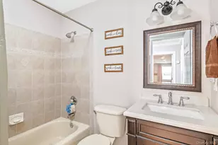 11 Coventry Ln, Smithtown, NY 11787 - Photo 27