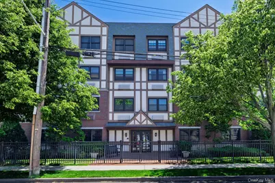 55 Clinton Avenue #401, Rockville Centre, NY 11570 - Photo 1