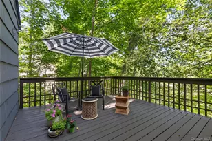 2 Sherwood Pl, Scarsdale, NY 10583 - Photo 15