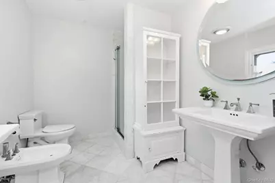 73 Greenridge Avenue, White Plains, NY 10605 - Photo 27