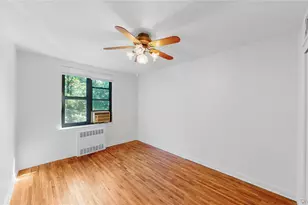 52-21 39th Rd, Woodside, NY 11377 - Photo 9