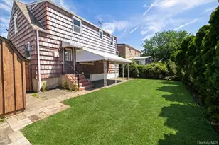 1329 Globe Ave, Elmont, NY 11003 - Photo 21