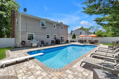 25 Arrowwood Lane, Melville, NY 11747 - Photo 25