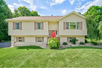 1019 Benjamin Vankeuren Drive, Pine Bush, NY 12566 - Photo 7