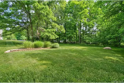 1019 Benjamin Vankeuren Drive, Pine Bush, NY 12566 - Photo 37