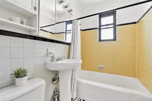 26-16 Union St, Flushing, NY 11354 - Photo 9