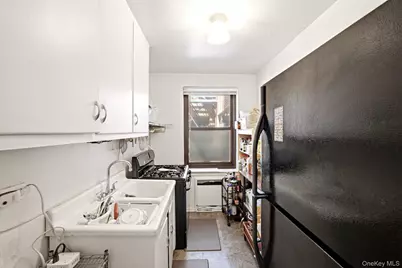 75-05 210 #2P, Oakland Gardens, NY 11364 - Photo 7
