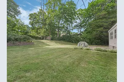 7 S Park Avenue, Nanuet, NY 10954 - Photo 25