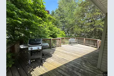 11 Lynbrook Road, Poughkeepsie, NY 12603 - Photo 45