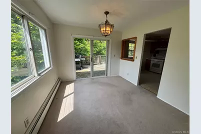 11 Lynbrook Road, Poughkeepsie, NY 12603 - Photo 11