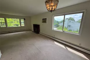 11 Lynbrook Rd, Poughkeepsie, NY 12603 - Photo 5