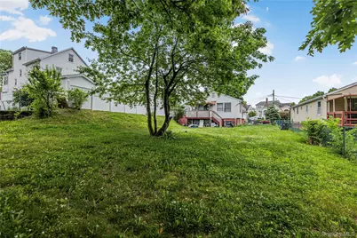 82 Riverdale Avenue, White Plains, NY 10607 - Photo 21