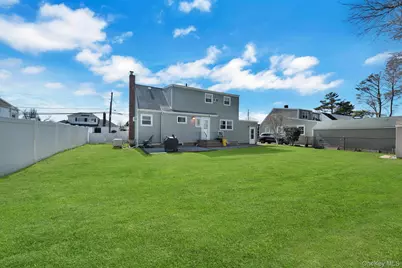 54 Cypress Avenue, Bethpage, NY 11714 - Photo 3