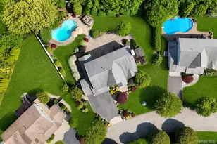 25 Yellow Top Ln, Smithtown, NY 11787 - Photo 3