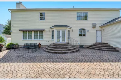 25 Yellow Top Lane, Smithtown, NY 11787 - Photo 49
