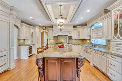 25 Yellow Top Lane, Smithtown, NY 11787 - Photo 13