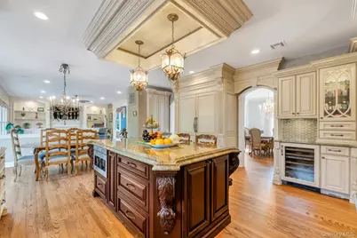 25 Yellow Top Lane, Smithtown, NY 11787 - Photo 15